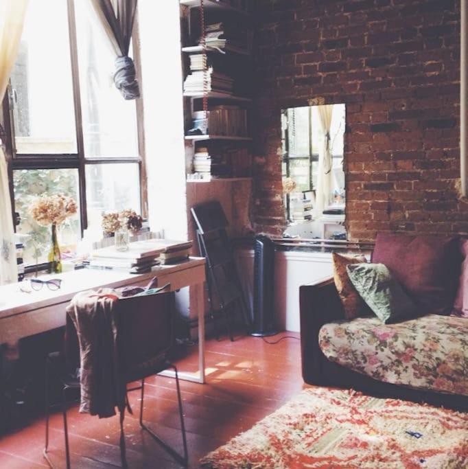 Warm And Cosy Loft In Paris With A Private Outdoor Lägenhet Exteriör bild
