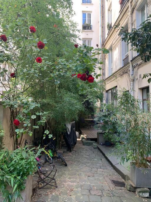 Warm And Cosy Loft In Paris With A Private Outdoor Lägenhet Exteriör bild